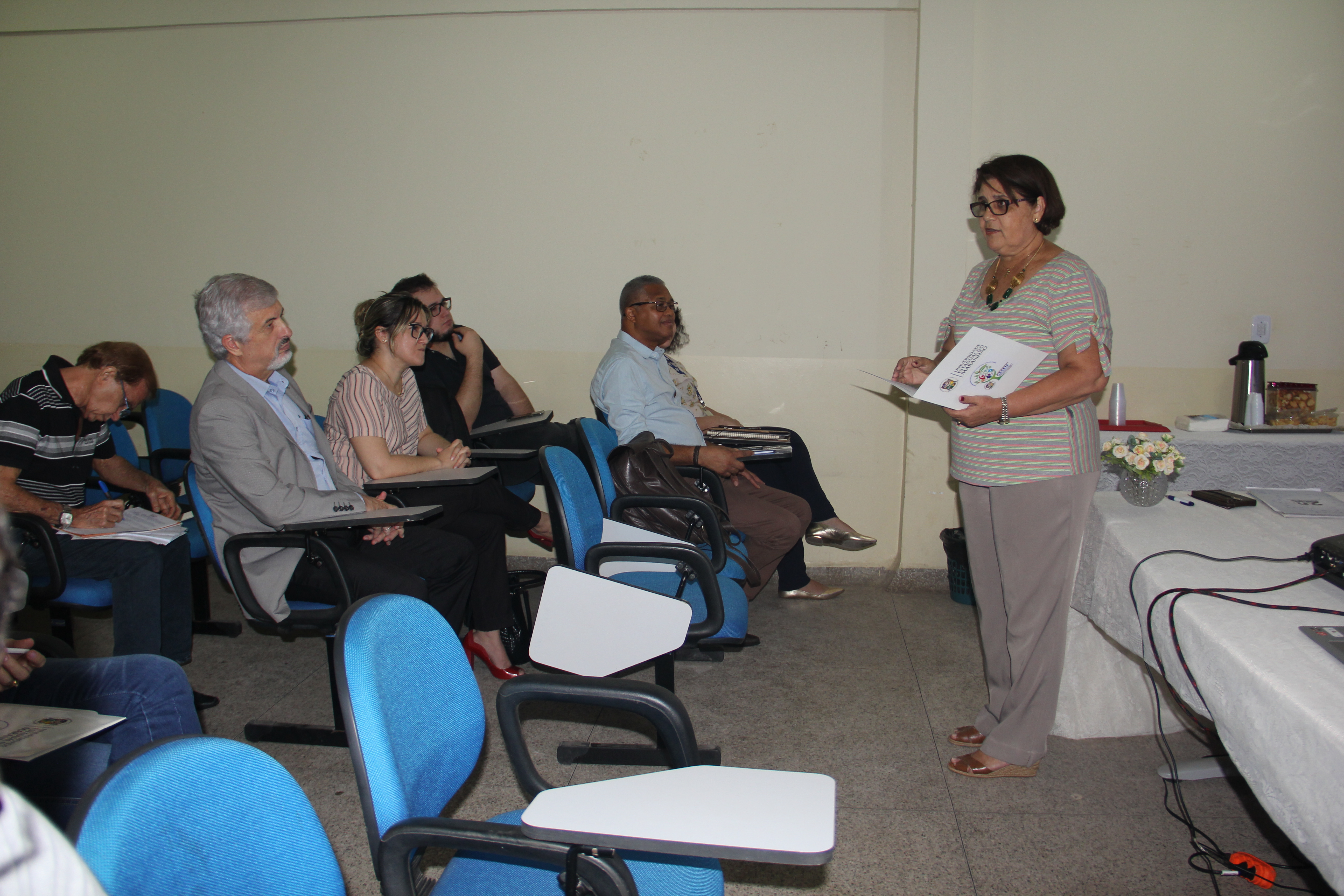 Proplad apresenta a regimentalização dos Laboratórios da Uema para o CCT e CECEN
