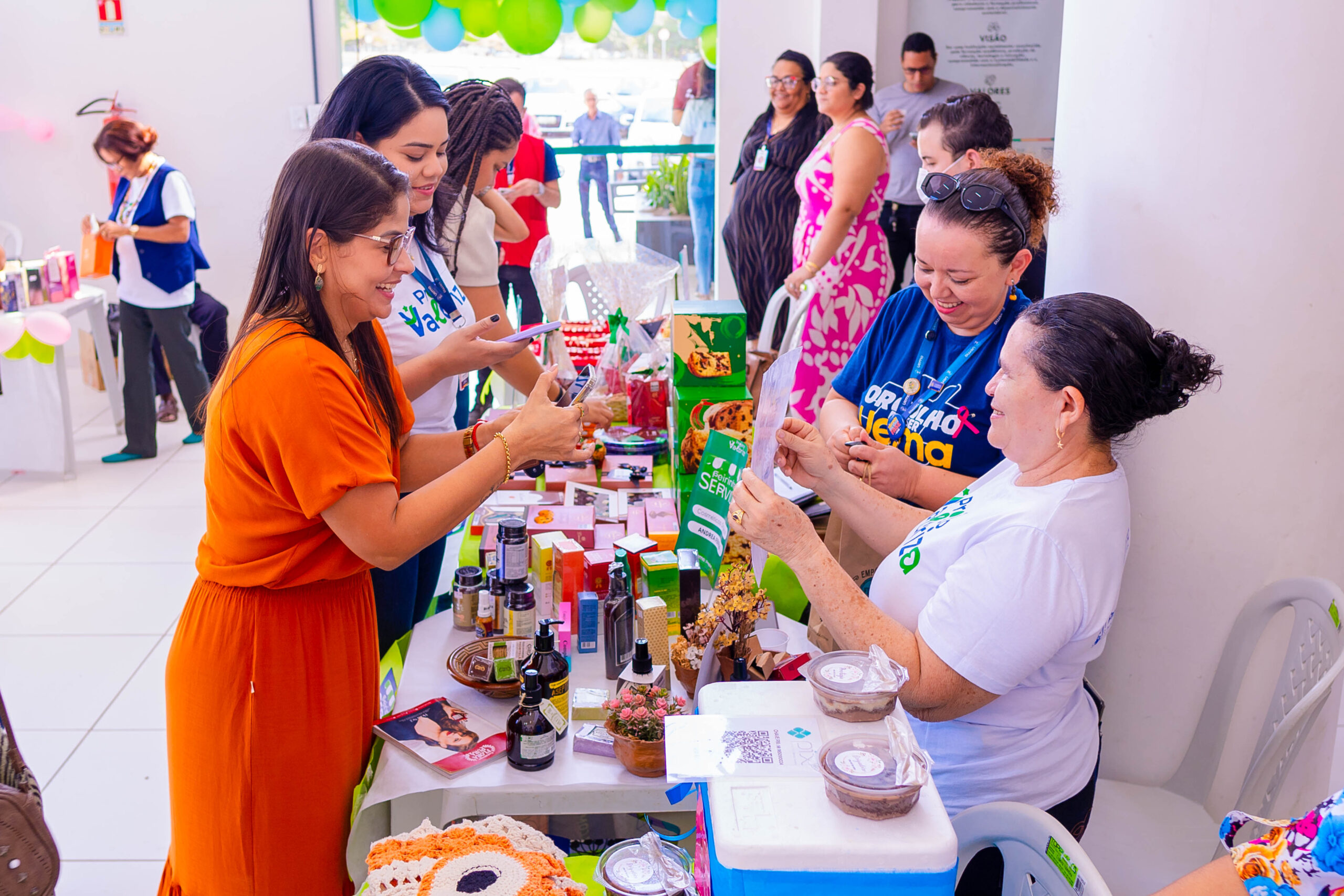 Feirinha do Servidor promove empreendedorismo e integração no CCSA